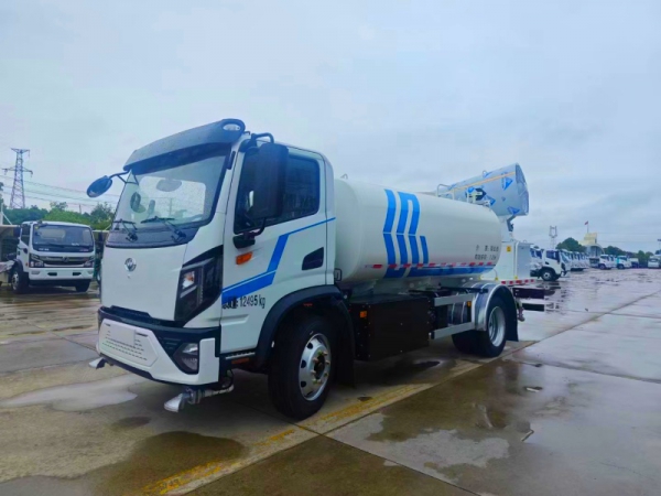 新能源12.5T洒水抑尘车